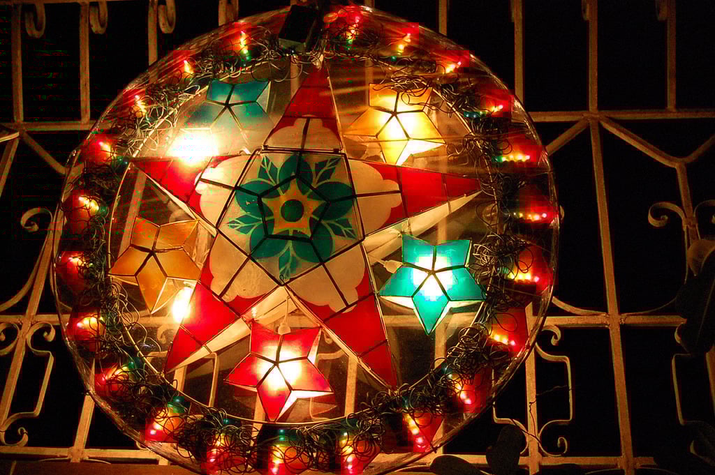 Simbang Gabi, December 21 St. Edward Chicago, IL